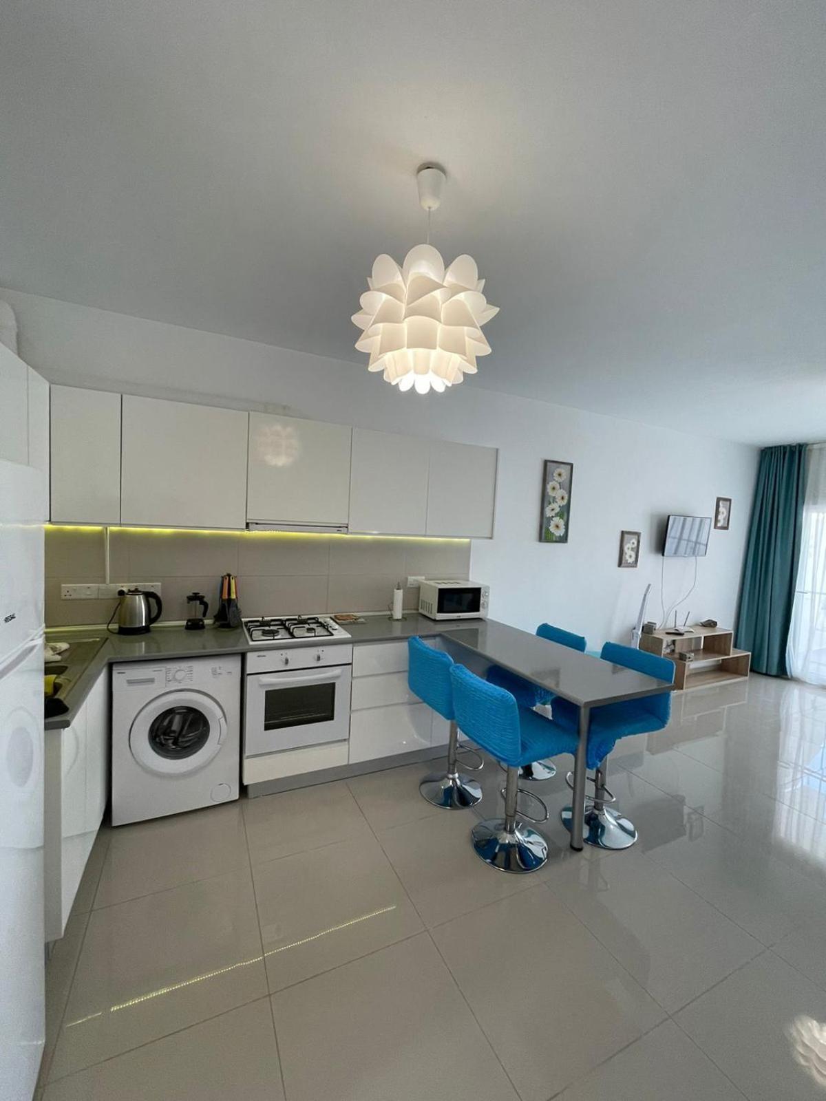 Blue Apartment In 5* Ceasar Resort Trikomo المظهر الخارجي الصورة