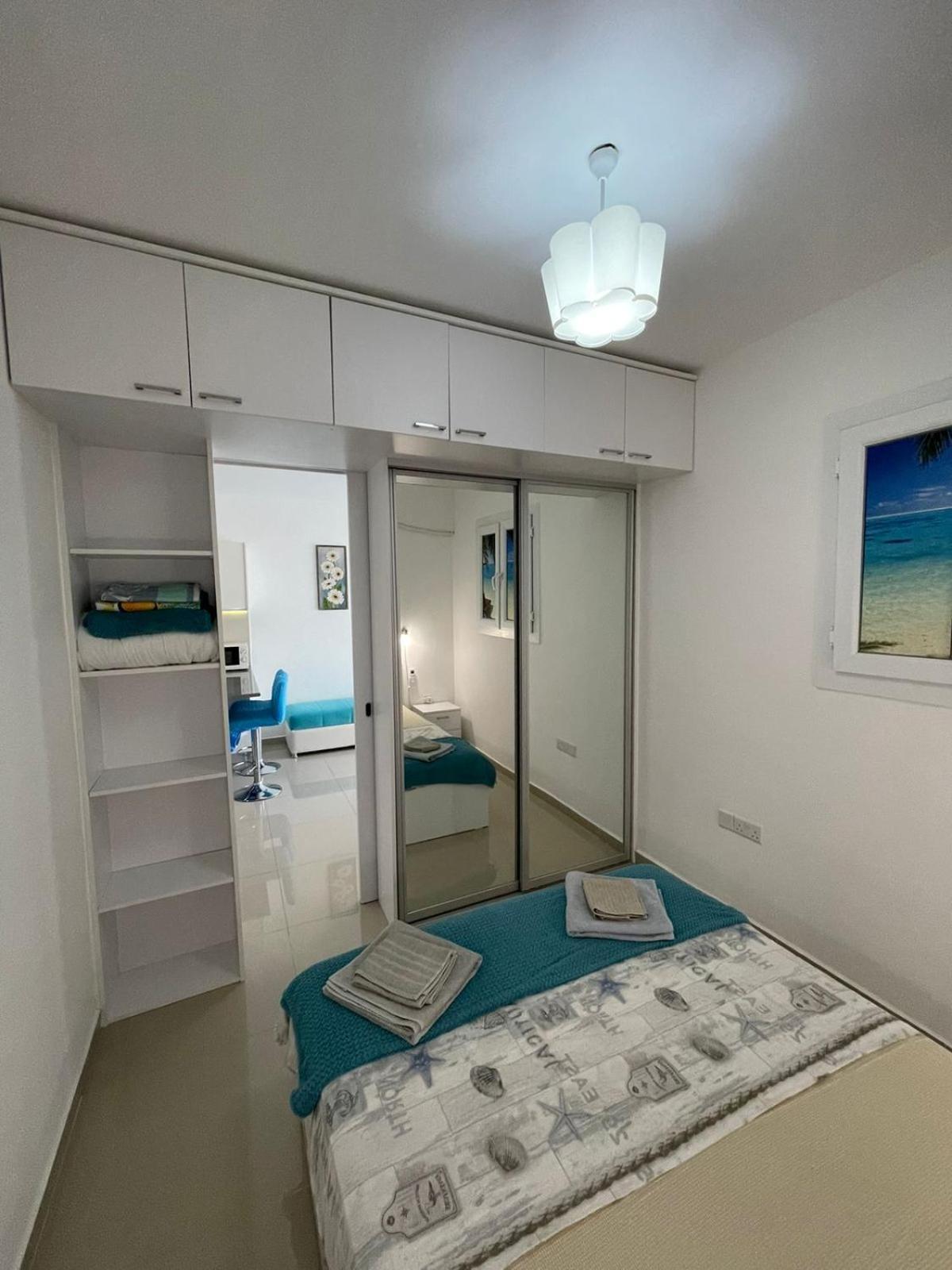 Blue Apartment In 5* Ceasar Resort Trikomo المظهر الخارجي الصورة