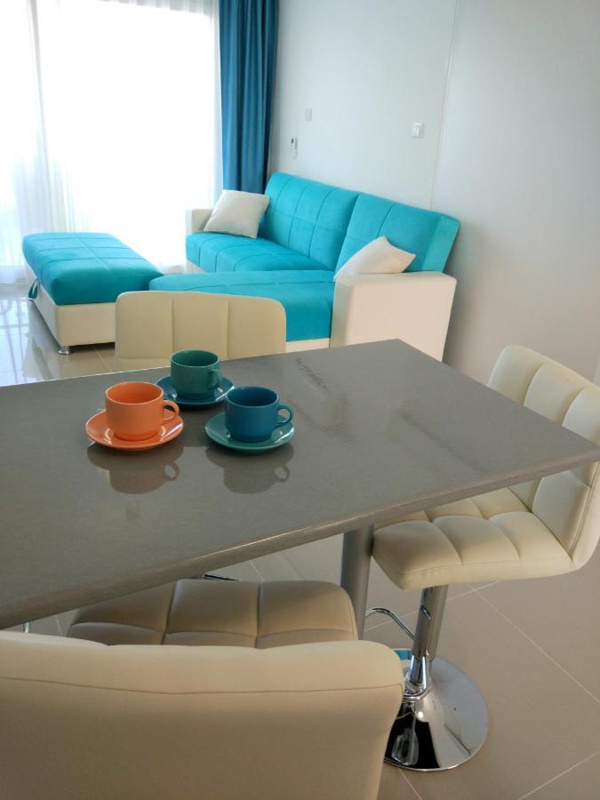 Blue Apartment In 5* Ceasar Resort Trikomo المظهر الخارجي الصورة